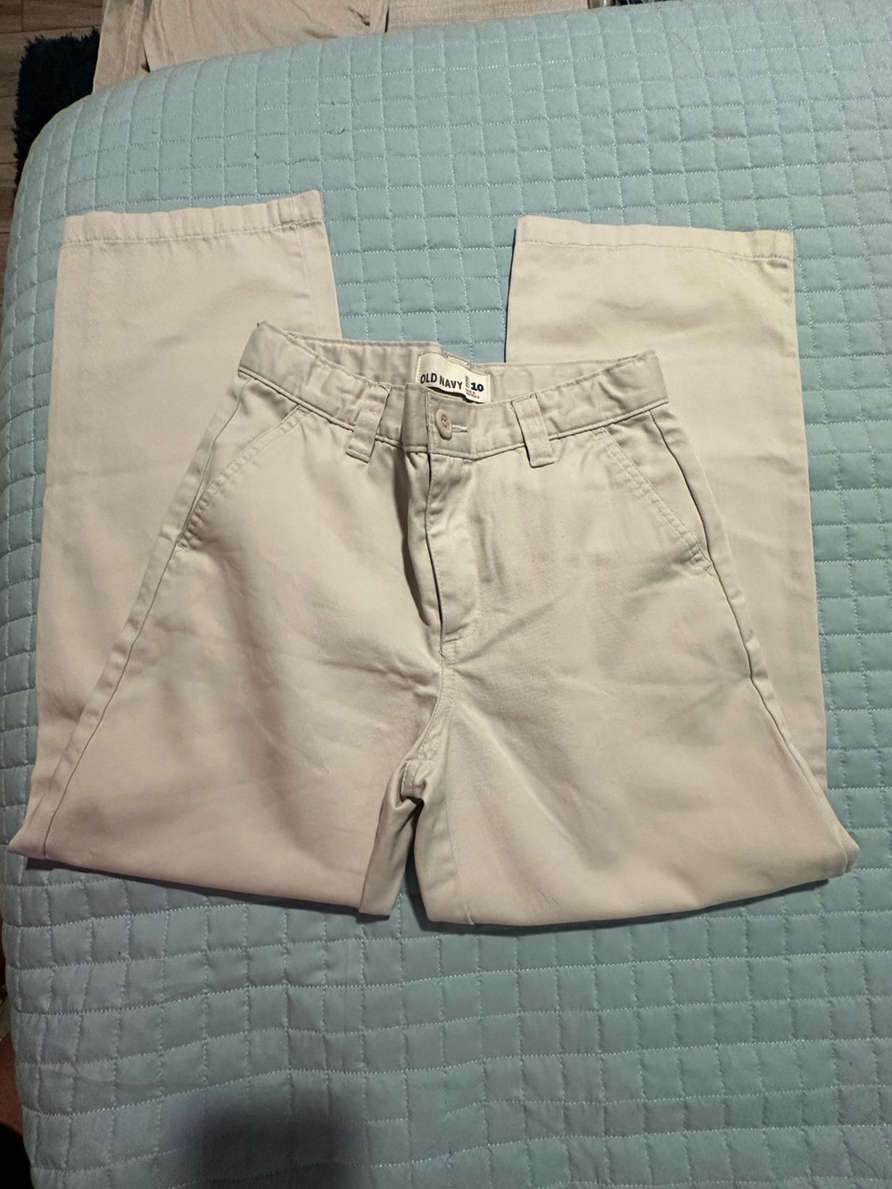 Boys Old Navy Light Cream Straight-Leg Chinos size 10.